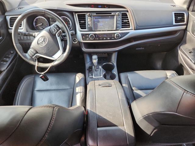 2019 TOYOTA HIGHLANDER 5TDJZRFH5KS597772