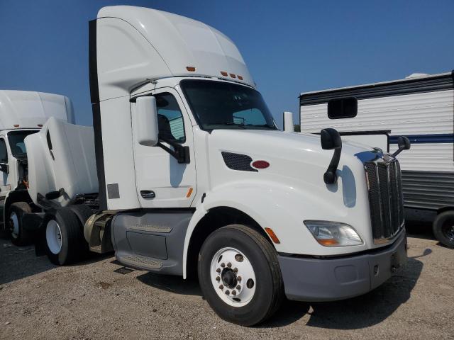 2017 PETERBILT 579 #3294244875