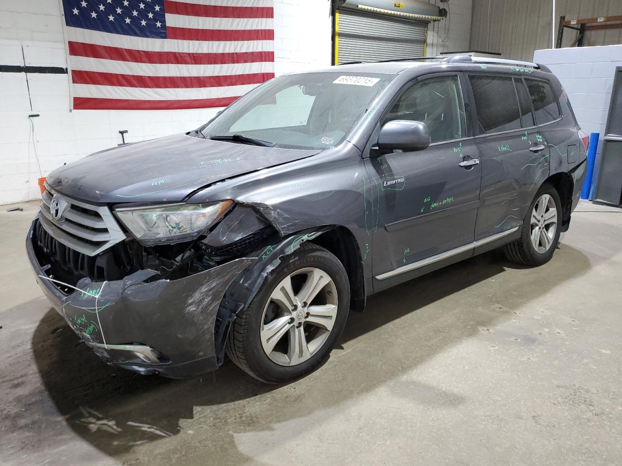 TOYOTA HIGHLANDER LIMITED