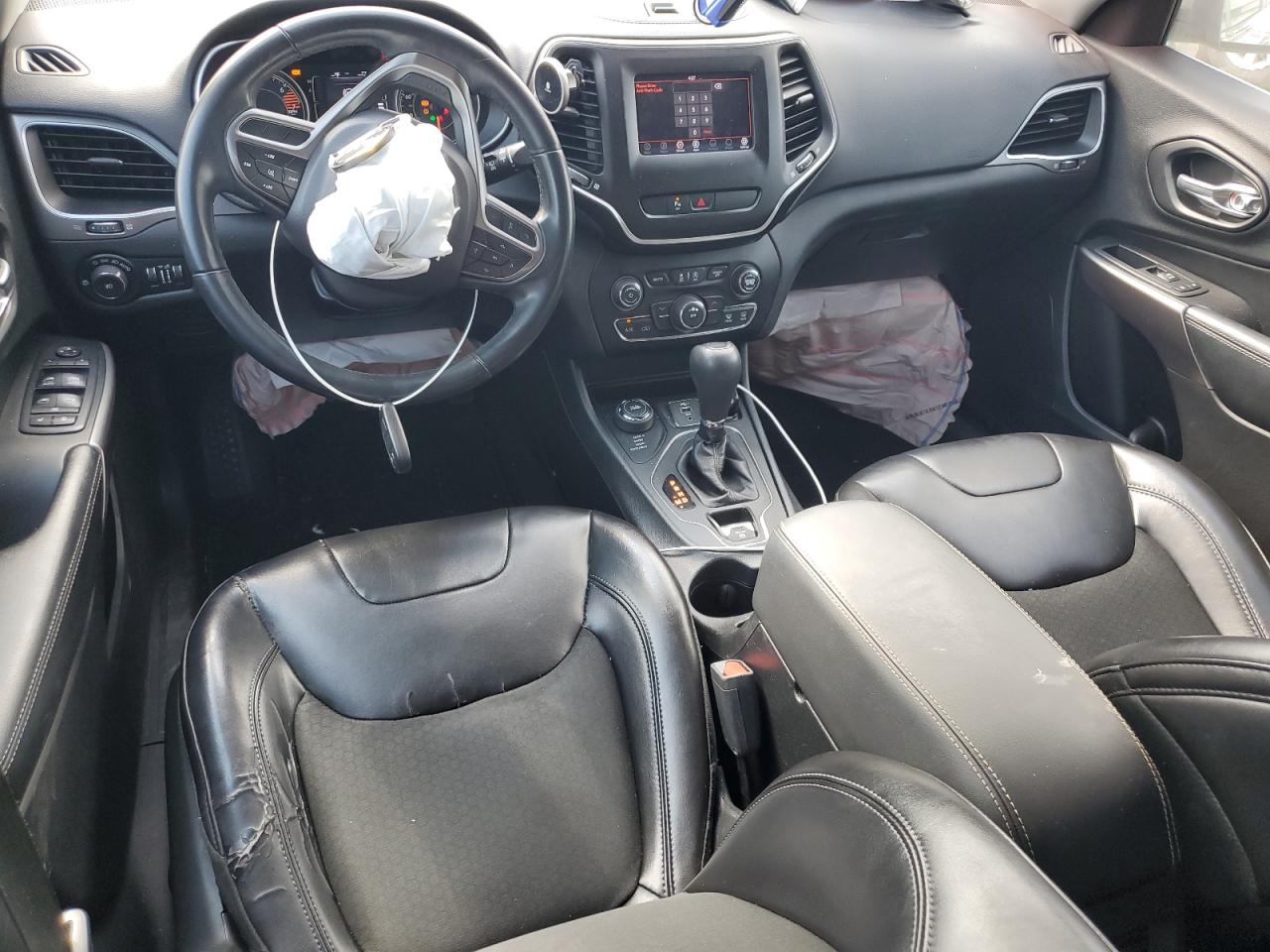 JEEP GRAND CHEROKEE LATITUDE PLUS