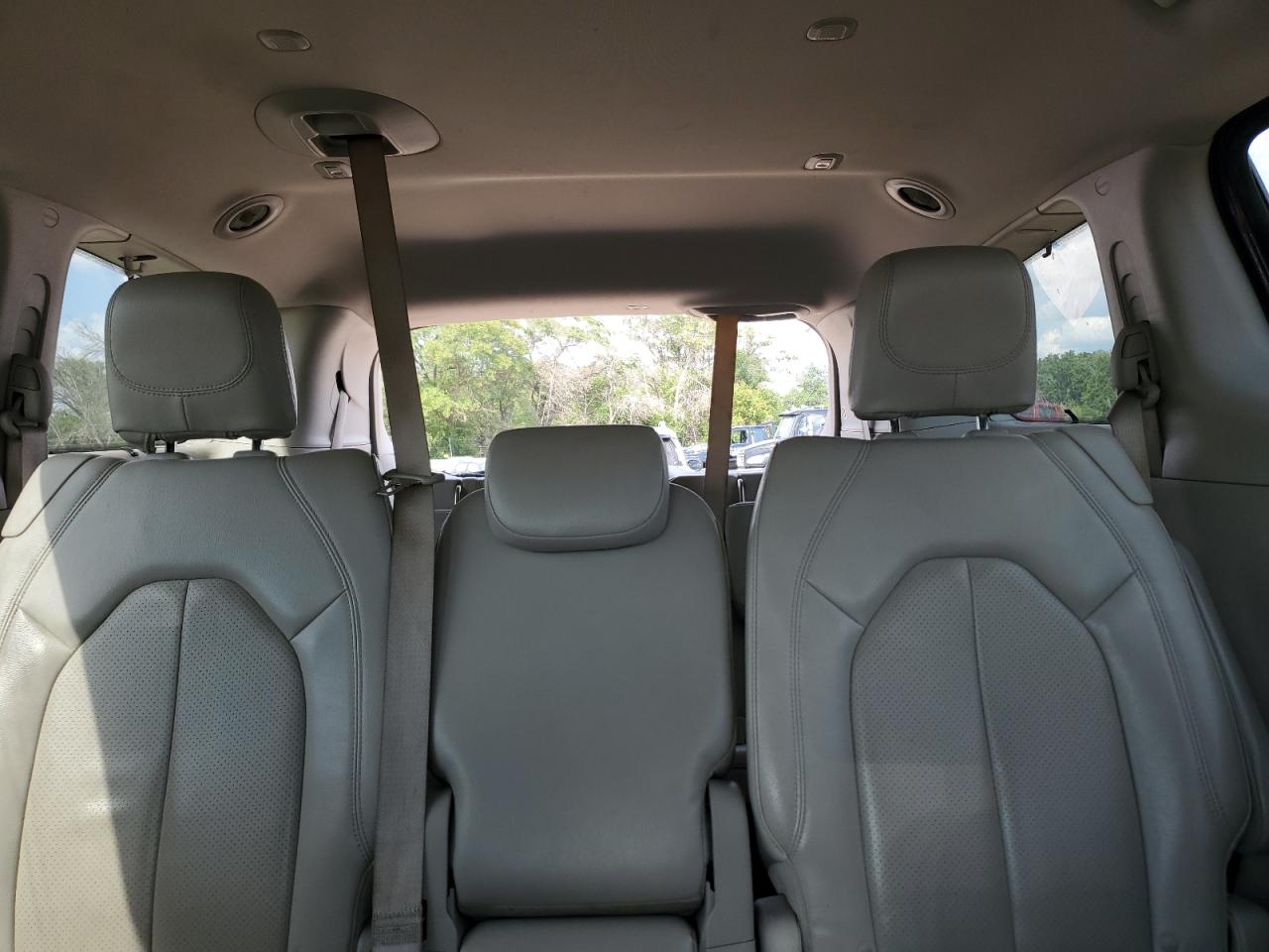 CHRYSLER PACIFICA TOURING L