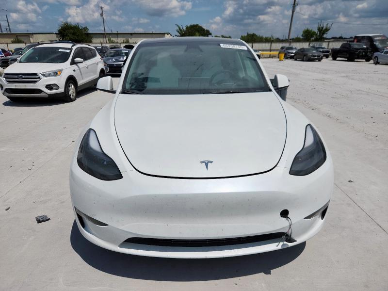 2024 TESLA MODEL Y 7SAYGDEE5RA255185