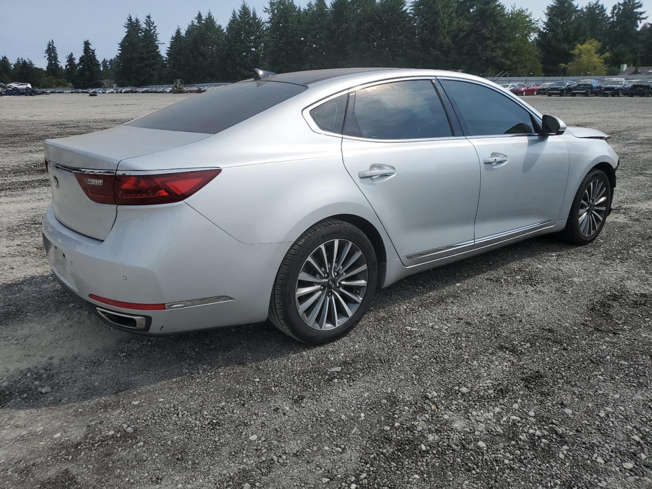 KIA CADENZA LUXURY