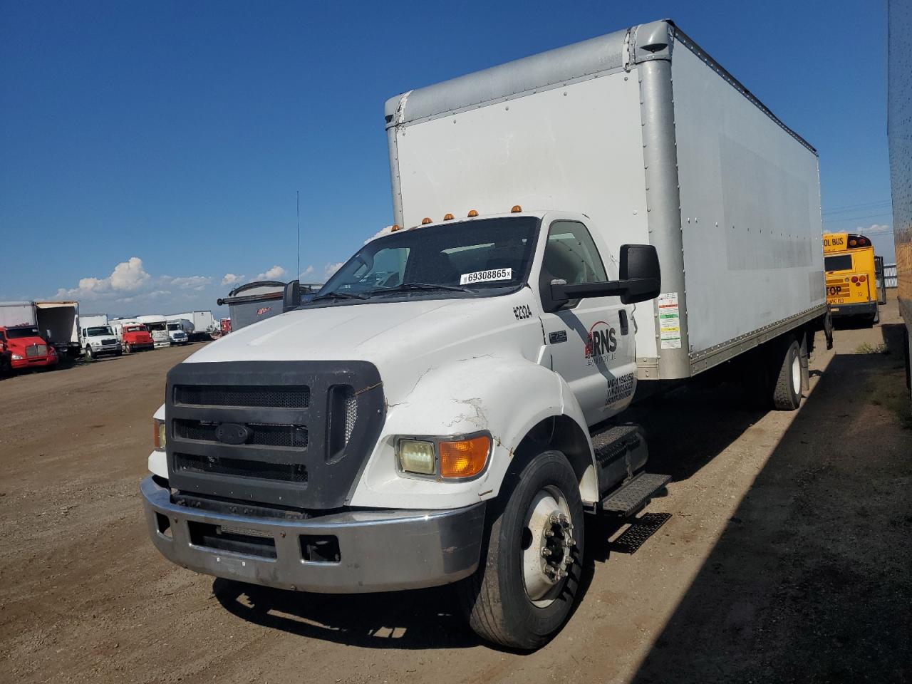 FORD F-750 SUPER DUTY