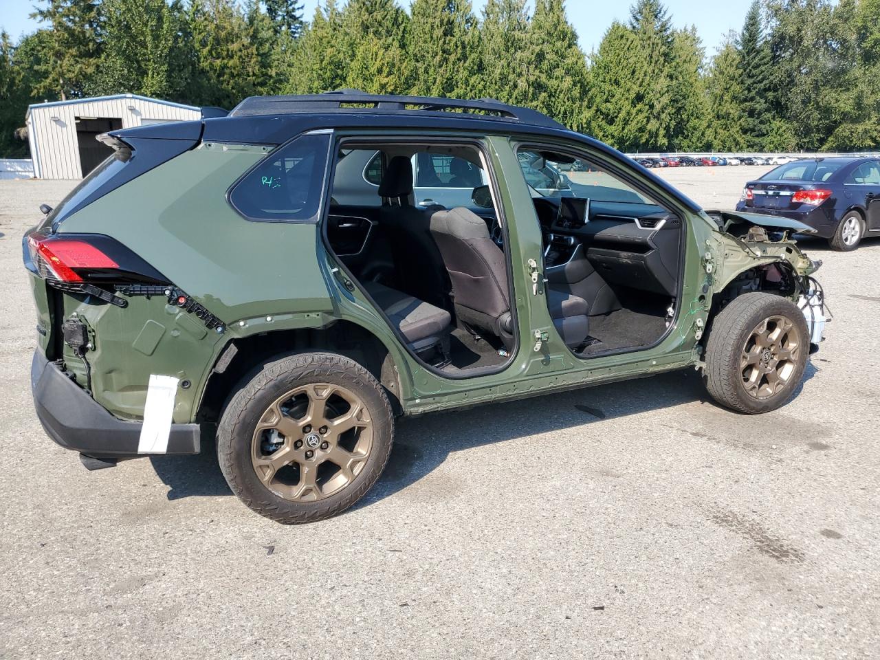 TOYOTA RAV4 WOODLAND EDITION