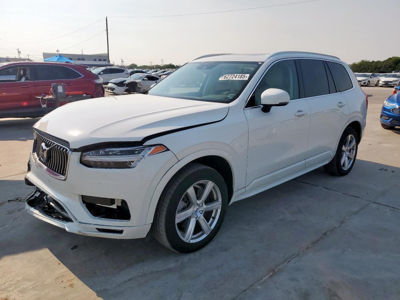 VOLVO XC90 T6 MOMENTUM
