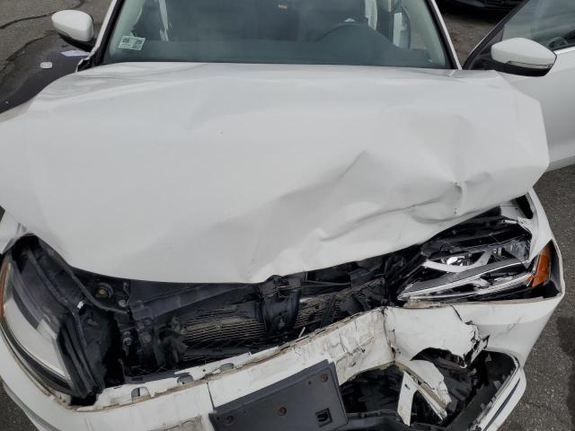 2017 VOLKSWAGEN JETTA SE 3VWB67AJ0HM332422