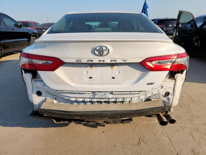 2018 TOYOTA CAMRY L 4T1B11HK3JU143676