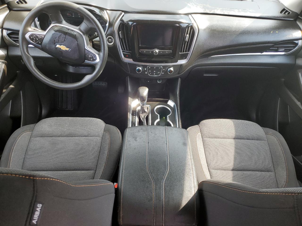 CHEVROLET TRAVERSE LS