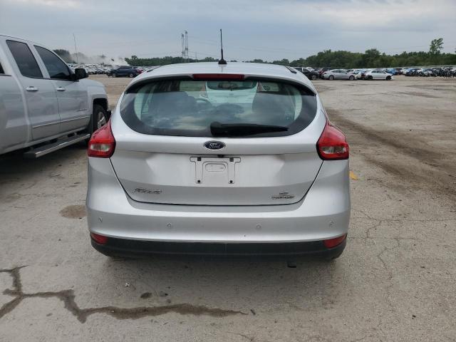 2015 FORD FOCUS SE 1FADP3K23FL340396