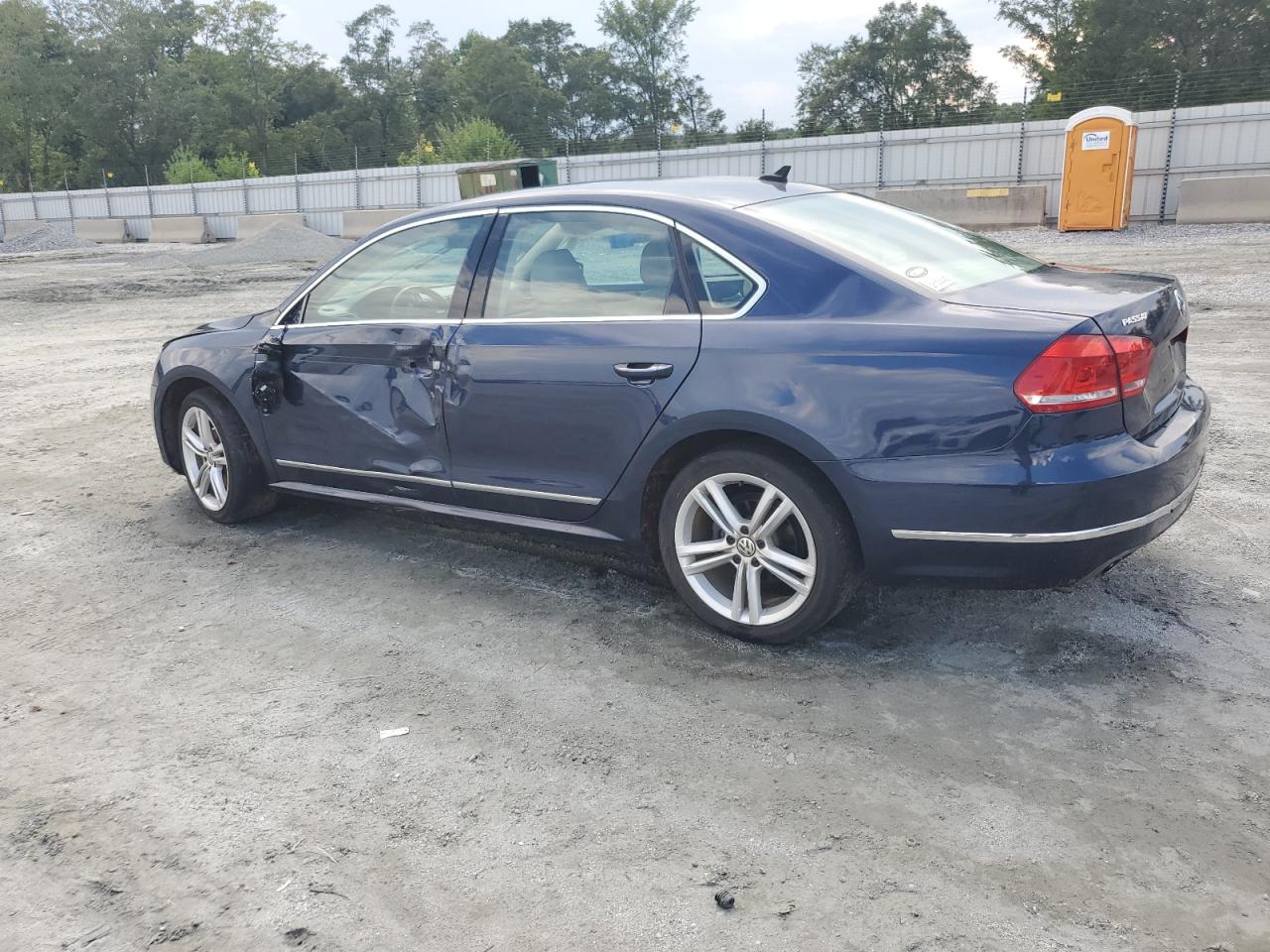 VOLKSWAGEN PASSAT SEL