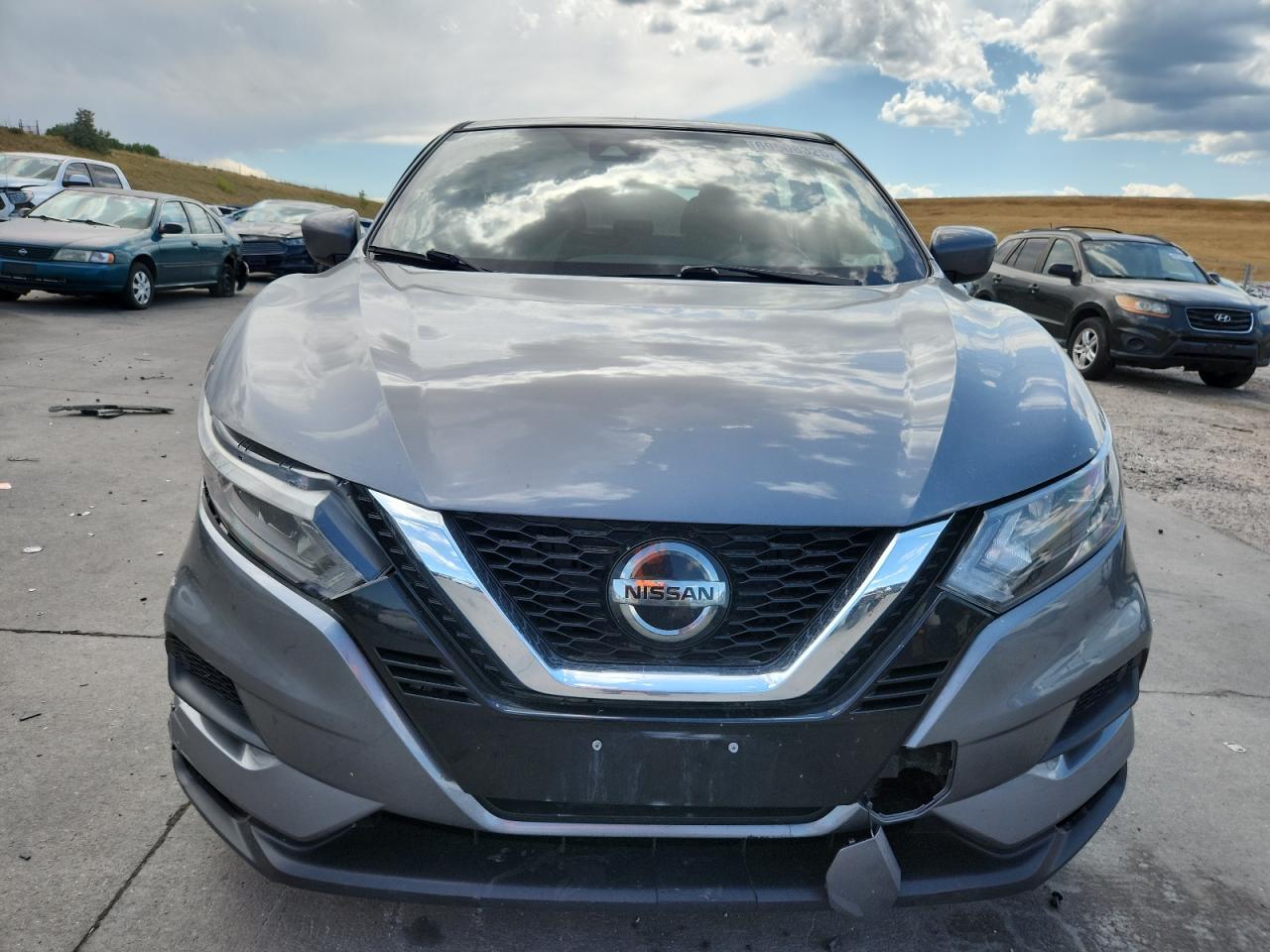 NISSAN ROGUE SPORT S