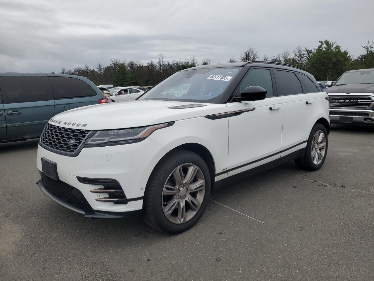 LAND ROVER RANGE ROVER R-DYNAMIC SE