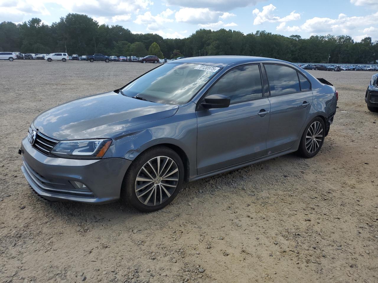 VOLKSWAGEN JETTA SE