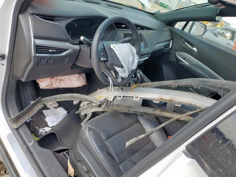 2022 CADILLAC XT4 PREMIU 1GYFZCR42NF112658