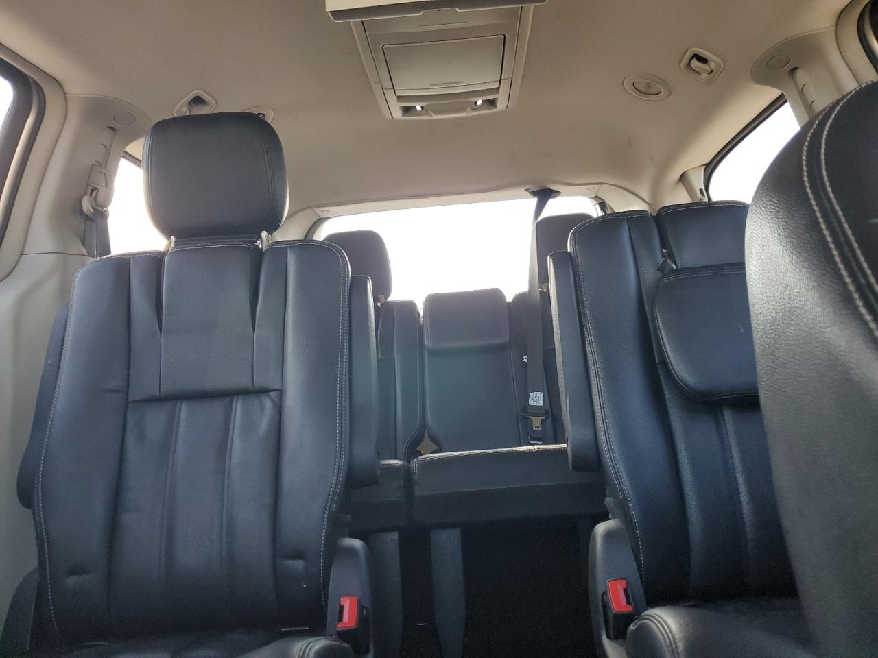 CHRYSLER TOWN & COUNTRY TOURING