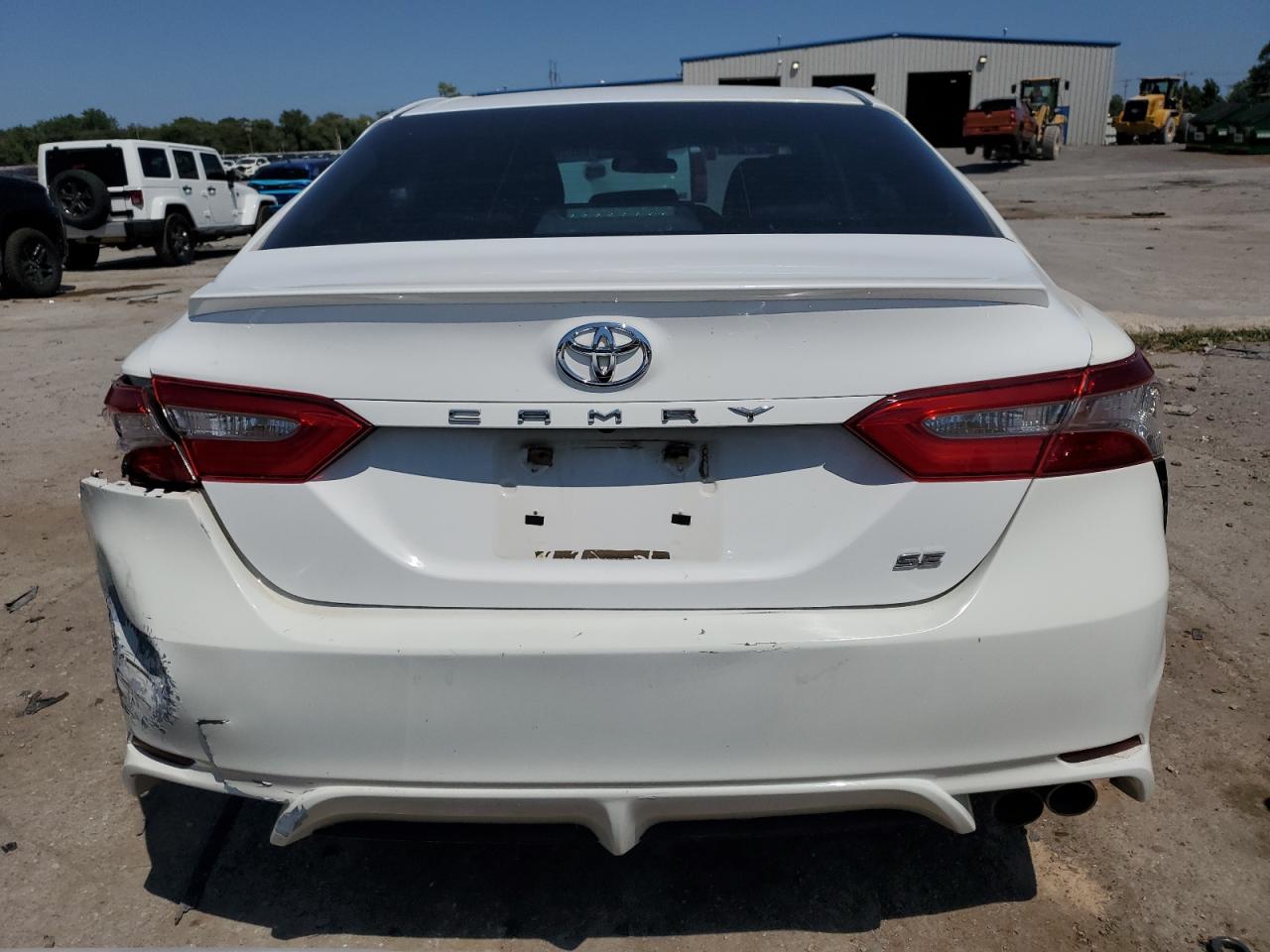 TOYOTA CAMRY L