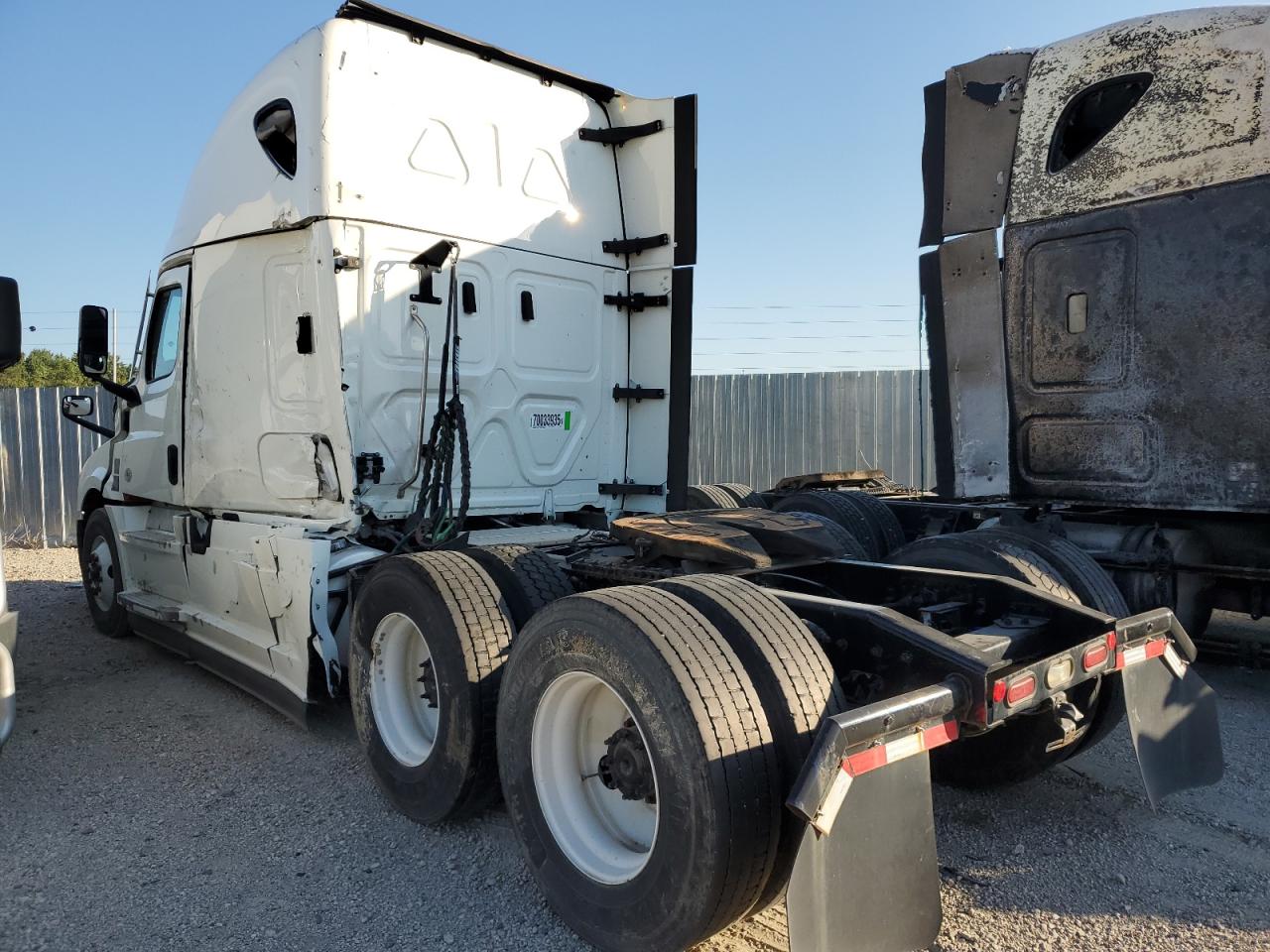 Lot #3269793686 2022 FREIGHTLINER CASCADIA 1