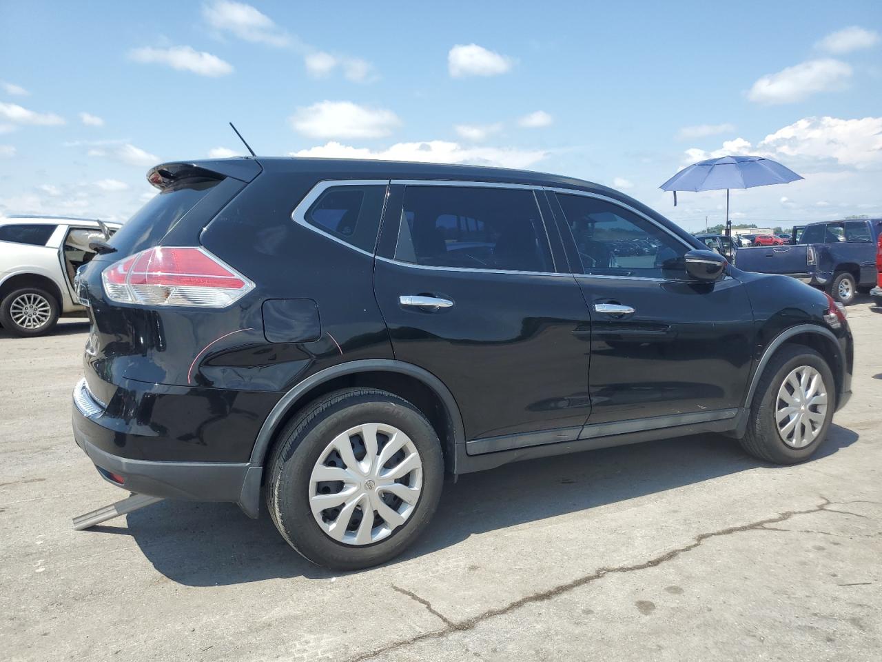 Lot #3308246173 2015 NISSAN ROGUE S
