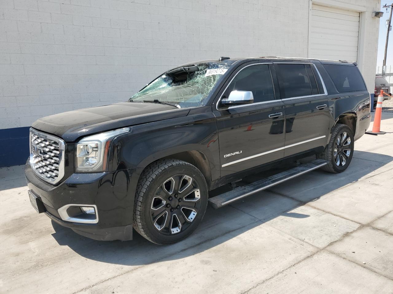 GMC YUKON DENALI