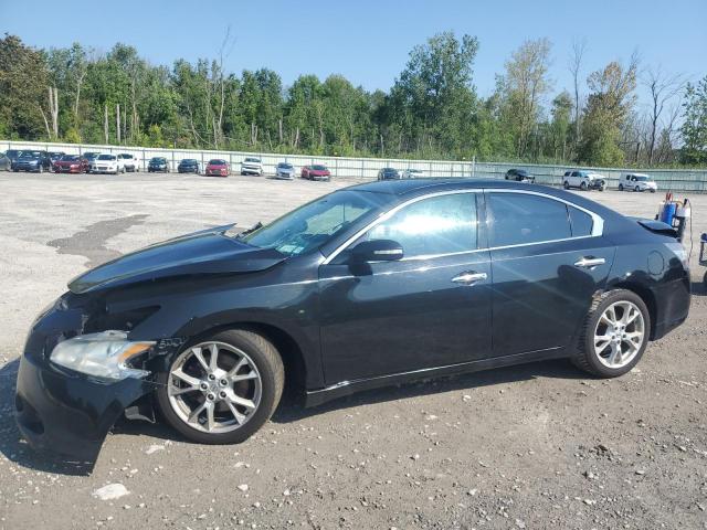 NISSAN MAXIMA S