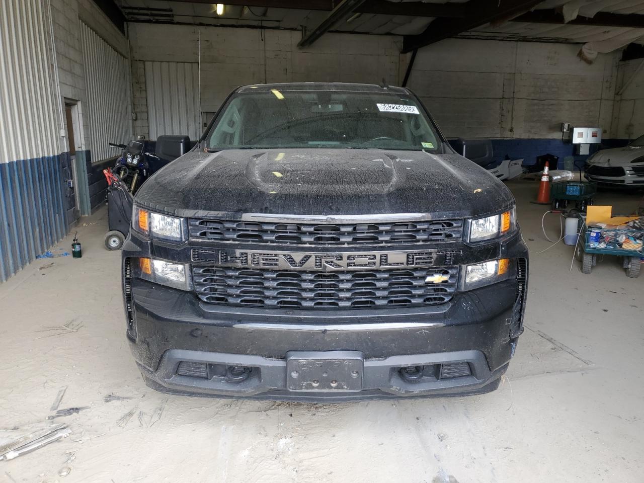 CHEVROLET SILVERADO K1500 CUSTOM