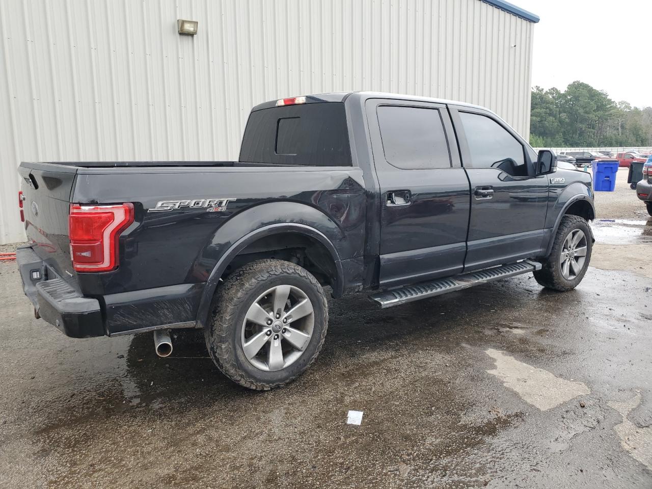 FORD F-150 SUPERCREW