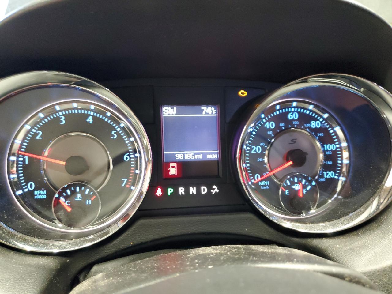 CHRYSLER TOWN & COUNTRY S