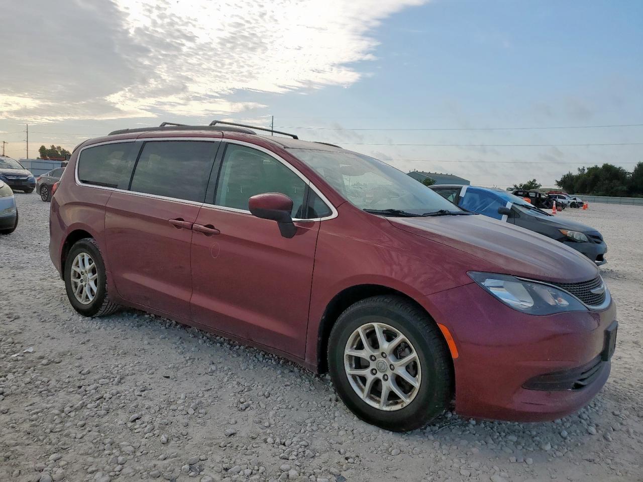 CHRYSLER VOYAGER LXI
