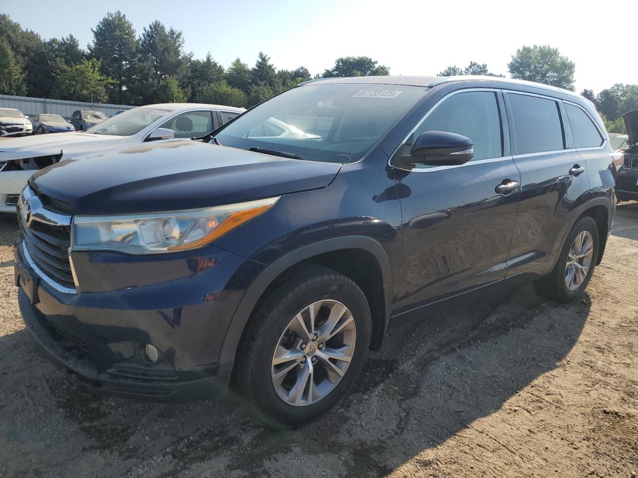 TOYOTA HIGHLANDER XLE