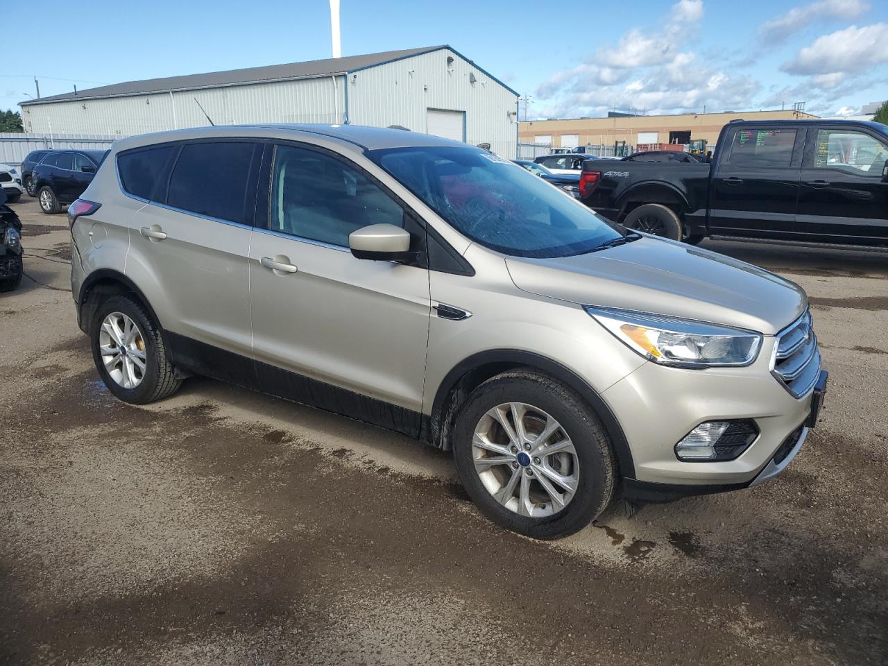 FORD ESCAPE SE
