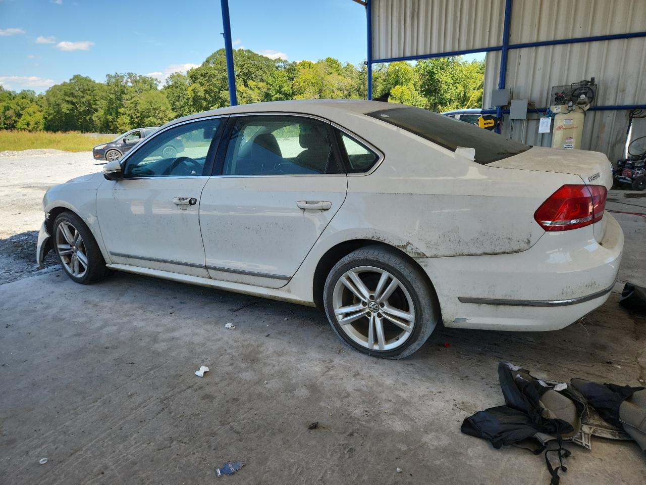 VOLKSWAGEN PASSAT SEL