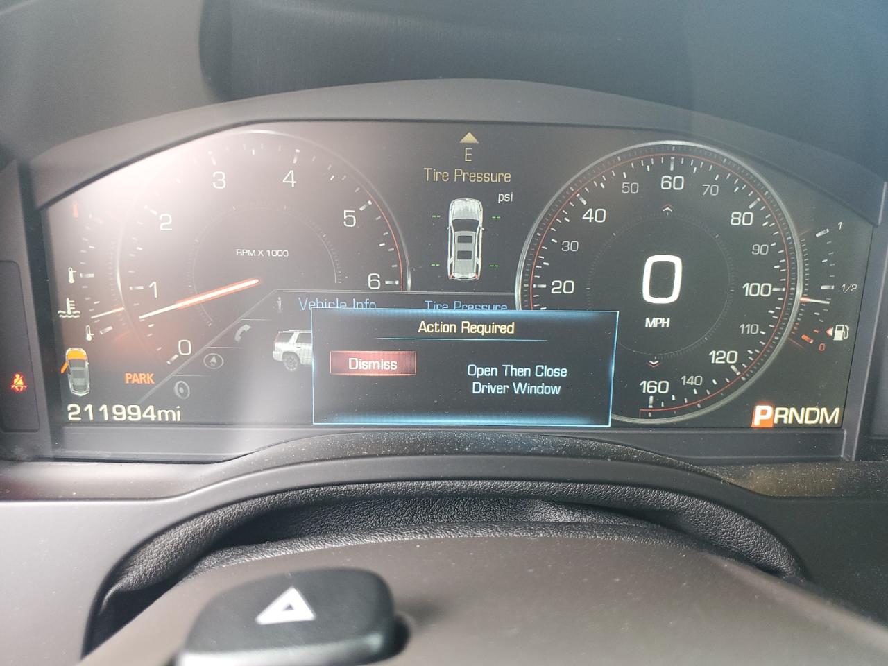 CADILLAC ESCALADE LUXURY