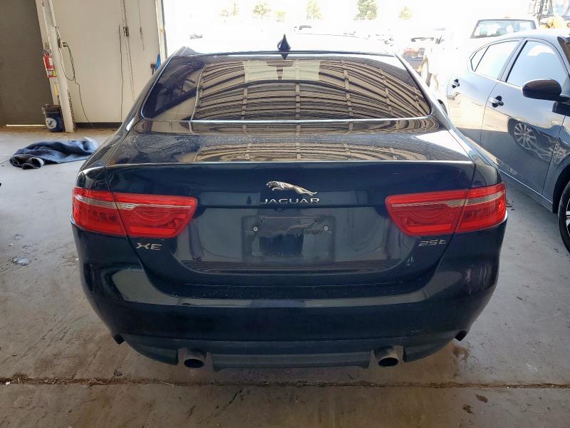 2019 JAGUAR XE SAJAR4FX4KCP49263