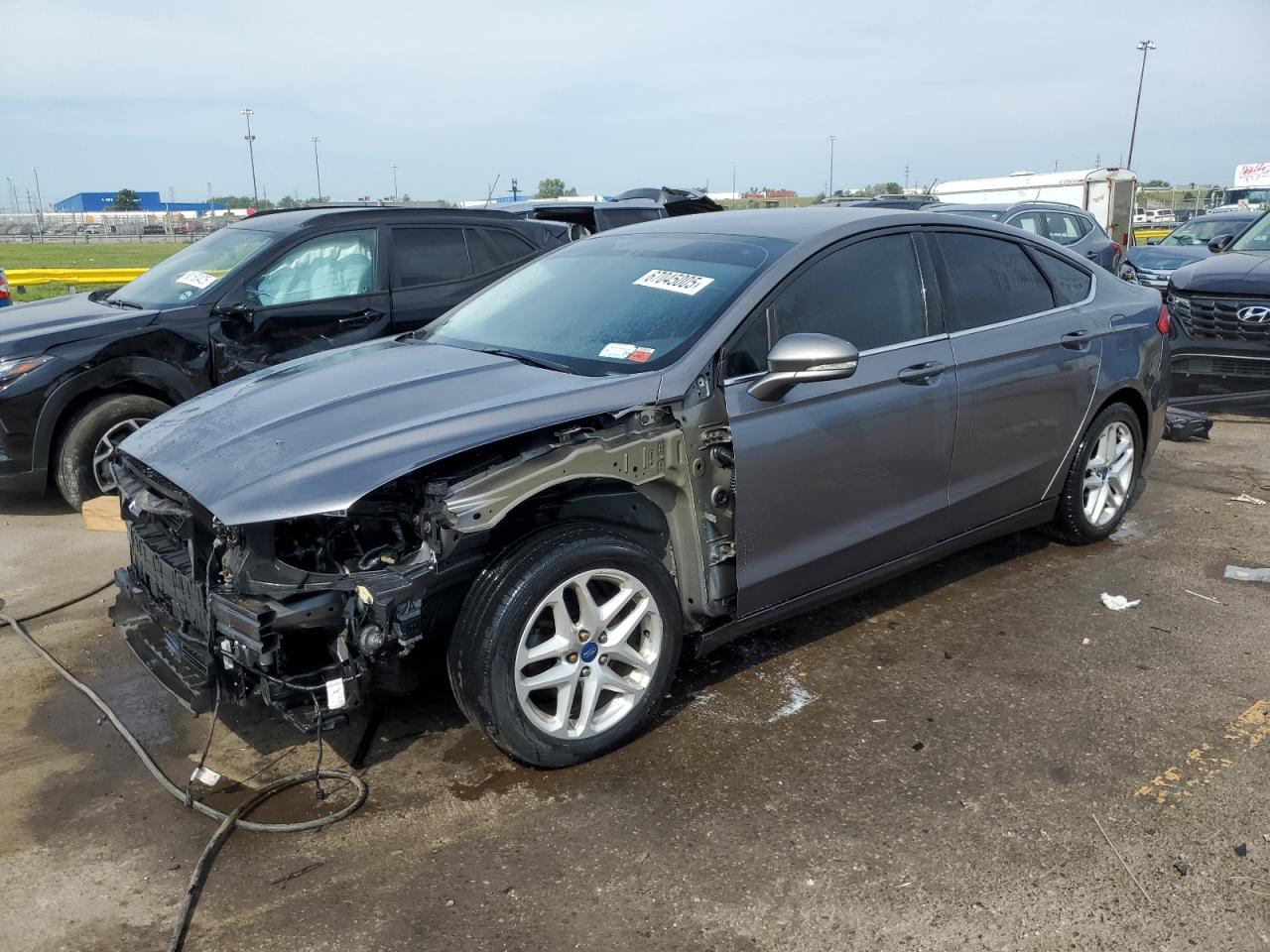 FORD FUSION SE