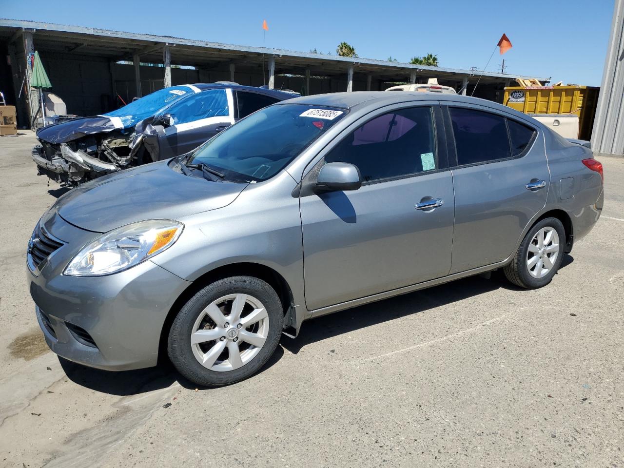 NISSAN VERSA S