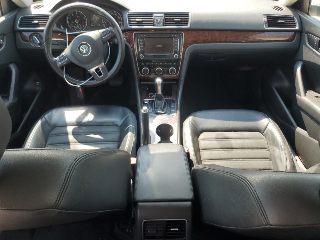 VOLKSWAGEN PASSAT SEL