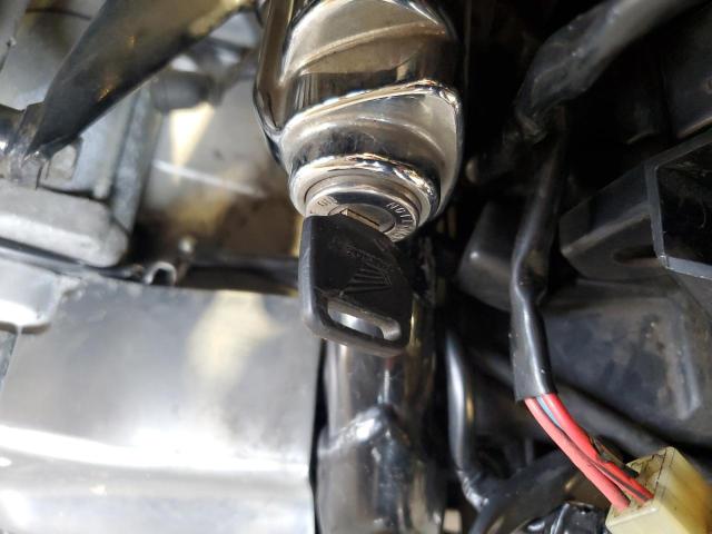 2002 HONDA VT600 C JH2PC21072M310438