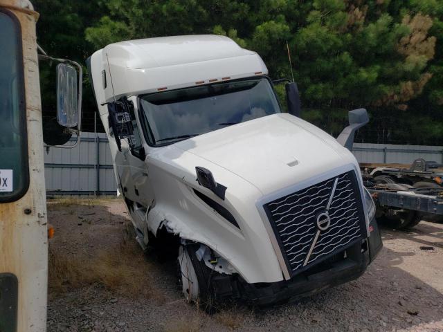 VOLVO VN VNL 2023 white  diesel 4V4NC9EH8PN330373 photo #1