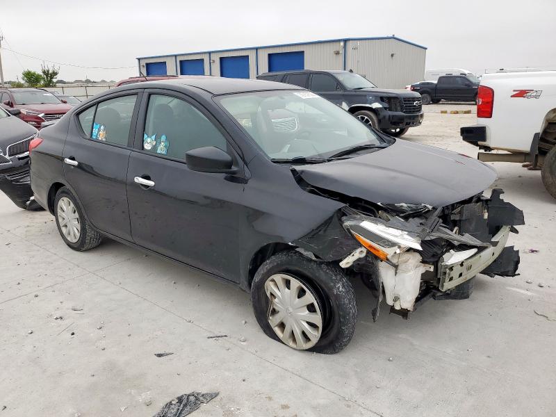 2019 NISSAN VERSA S 3N1CN7AP5KL871407