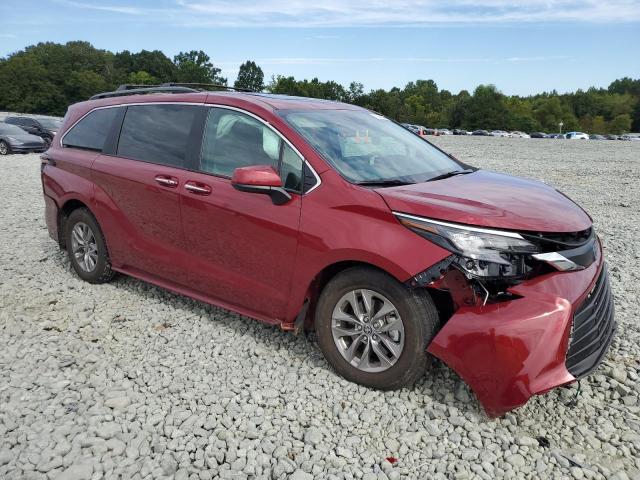 2025 TOYOTA SIENNA XLE 5TDJRKEC8SS259358