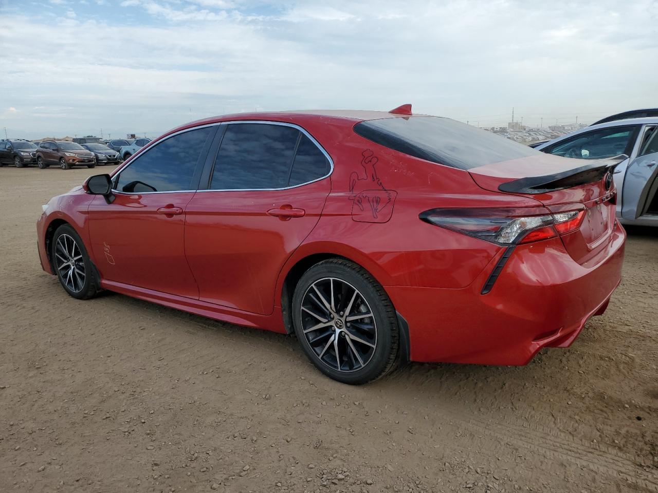 TOYOTA CAMRY SE