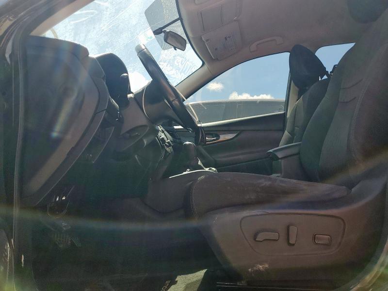 2017 NISSAN ROGUE SV 5N1AT2MN4HC735888