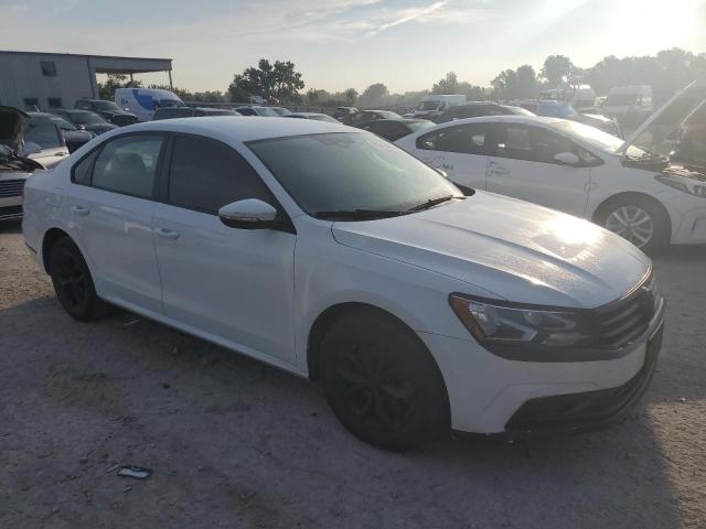 2018 VOLKSWAGEN PASSAT S 1VWAA7A34JC045359
