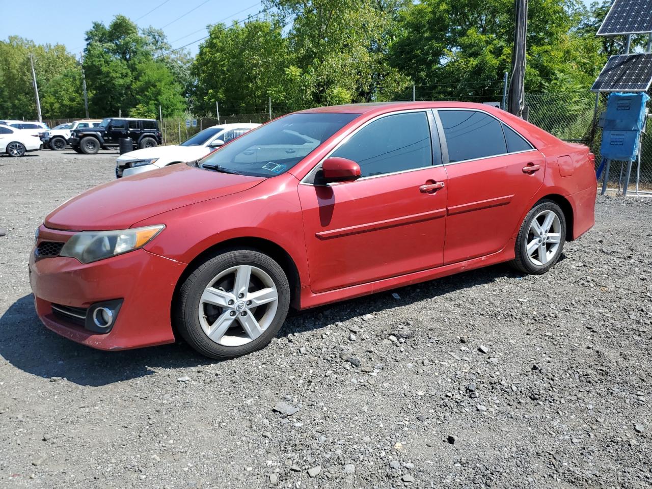 TOYOTA CAMRY BASE