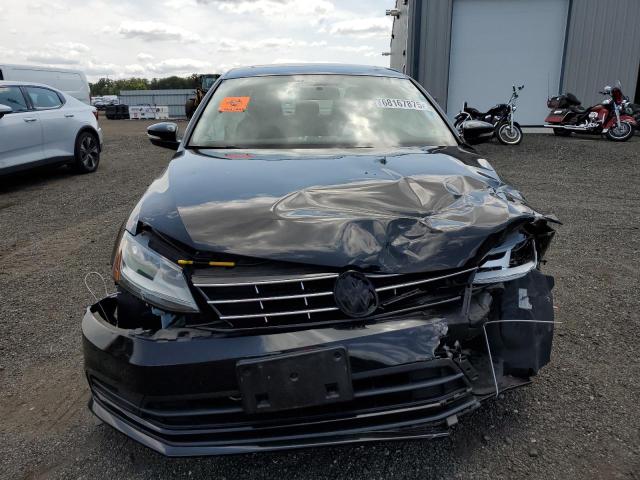 2018 VOLKSWAGEN JETTA SE - 3VWDB7AJ2JM260407