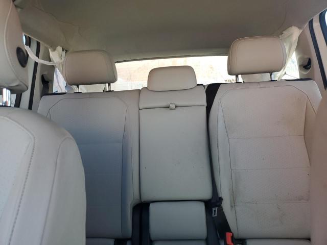 2018 VOLKSWAGEN TIGUAN SE 3VV3B7AX2JM053603