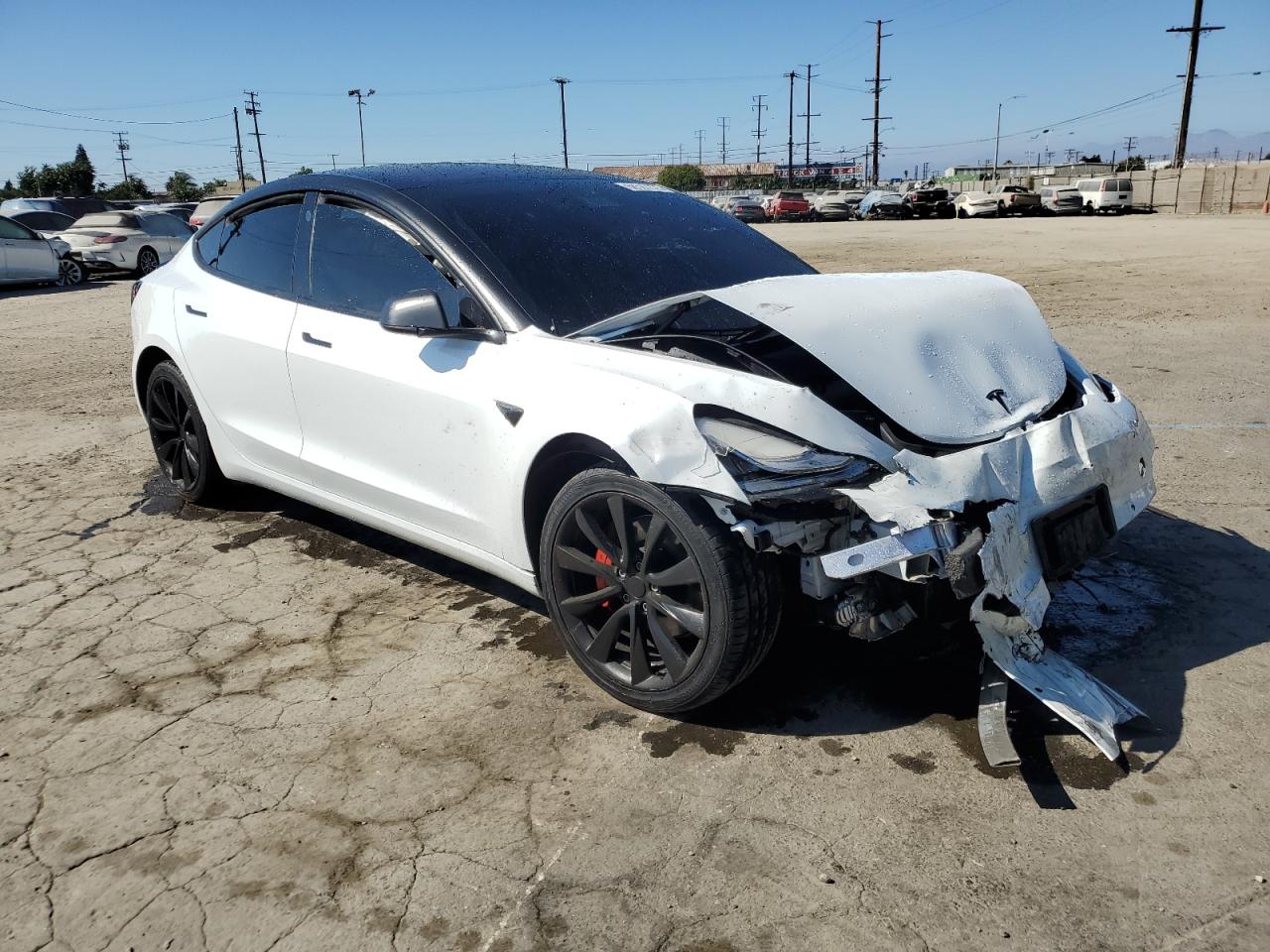TESLA MODEL 3