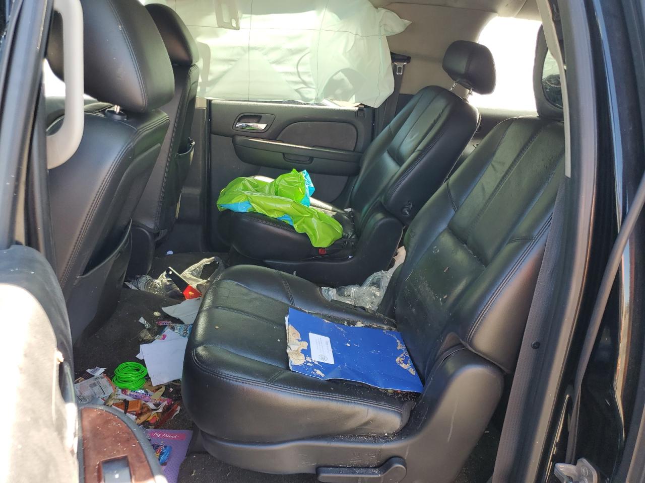 CHEVROLET SUBURBAN K1500 LT