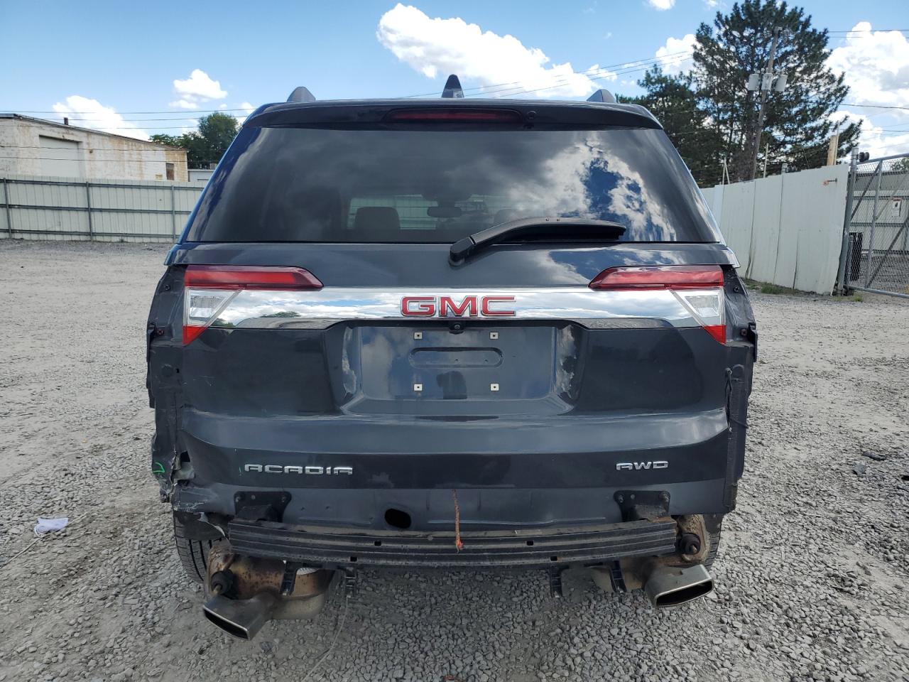 GMC ACADIA DENALI
